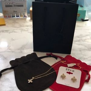 NWT Swarovski Elements Crystal Stering Gold Set